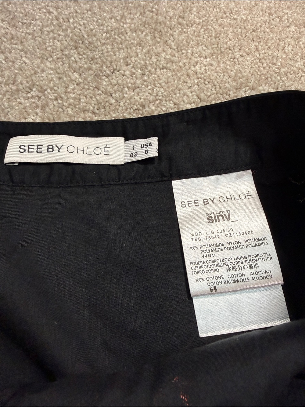 See by Chloé Copper Sequin Chevron Mini Skirt |
Size 42 or US 6 - Picture 7 of 15